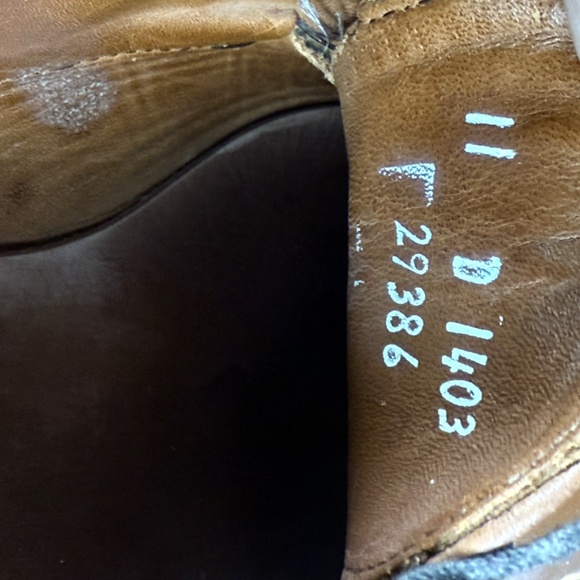 Allen Edmonds Lamont Cap Toe Brogues – Size 11 D – Style 1403 main image 5